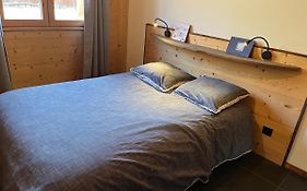 Chalet R & R